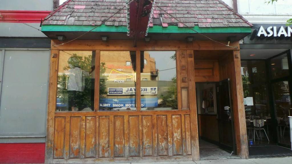 Nancys Pizza | restaurant | 2930 N Broadway, Chicago, IL 60657, USA | 7738831977 OR +1 773-883-1977