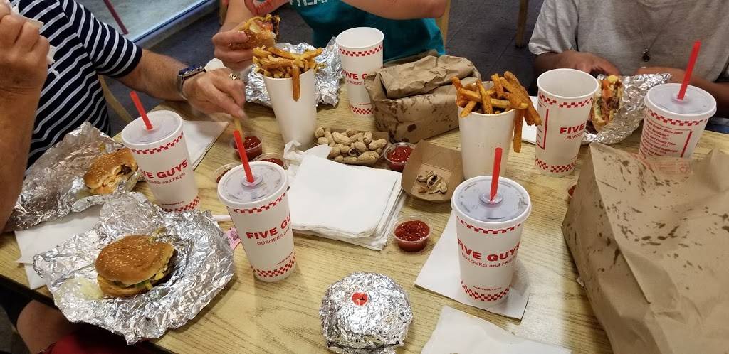 Five Guys | meal takeaway | 3124 Kathleen Ave, Greensboro, NC 27408, USA | 3368562201 OR +1 336-856-2201