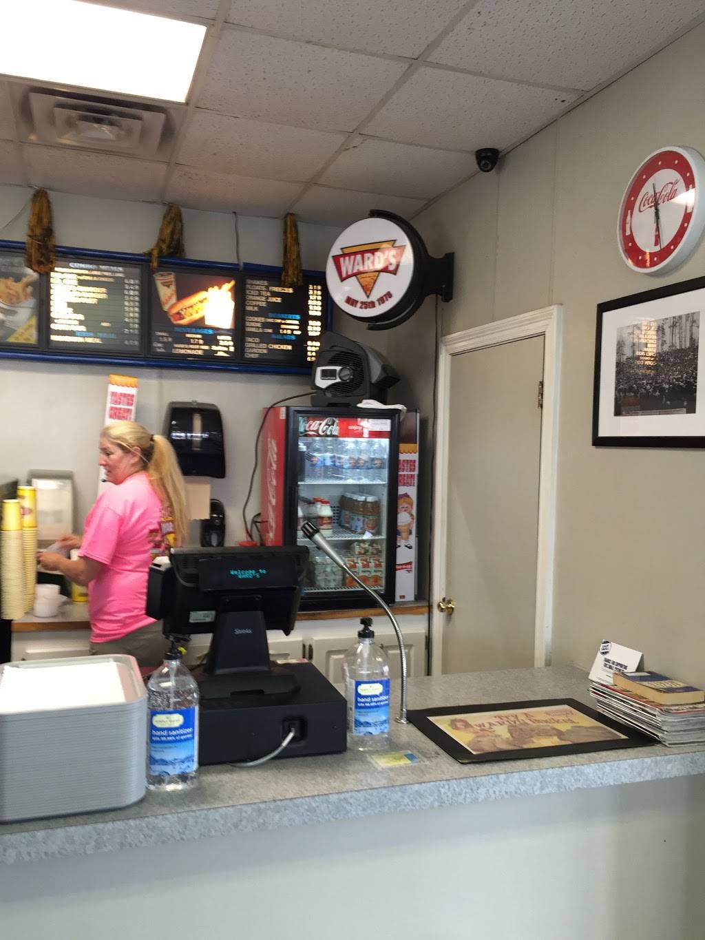 Wards | restaurant | 4003 Hardy St, Hattiesburg, MS 39402, USA | 6012644758 OR +1 601-264-4758