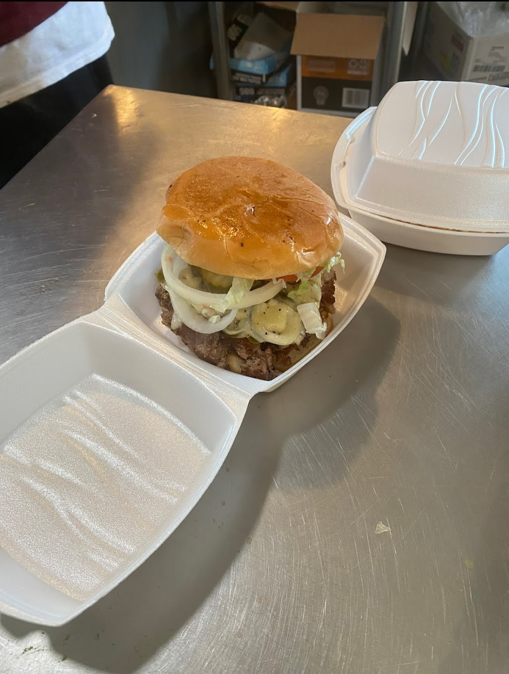 Ashley DAWG HOUSE | restaurant | 515 W 4th St, Adel, GA 31620, USA | 2295634009 OR +1 229-563-4009