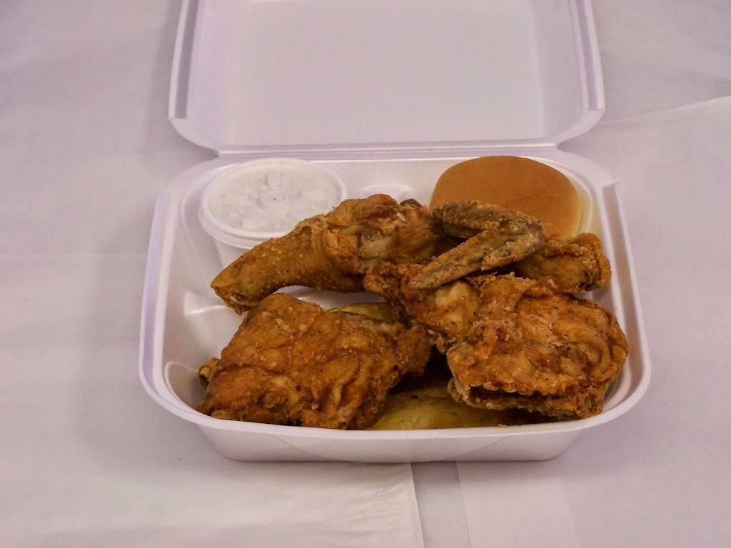 Chicken Inn | restaurant | 7536 N Milwaukee Ave, Chicago, IL 60631, USA | 7737633962 OR +1 773-763-3962