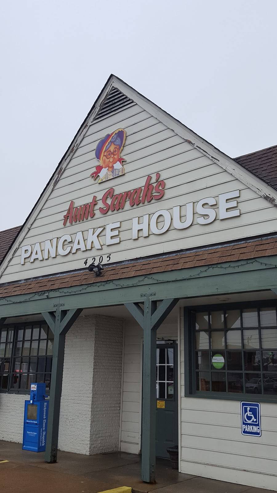 Aunt Sarahs Pancake House | restaurant | 4205 W Broad St, Richmond, VA 23230, USA | 8043588812 OR +1 804-358-8812