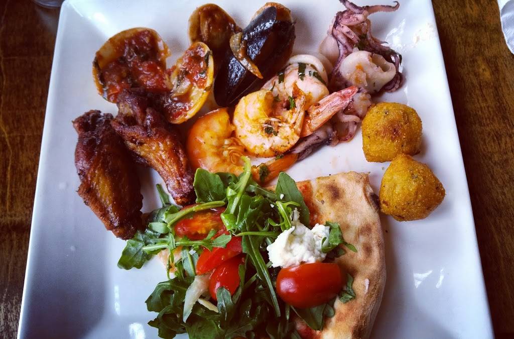 Paccis Trattoria | restaurant | 6 Post Office Rd, Silver Spring, MD 20910, USA | 3015880867 OR +1 301-588-0867