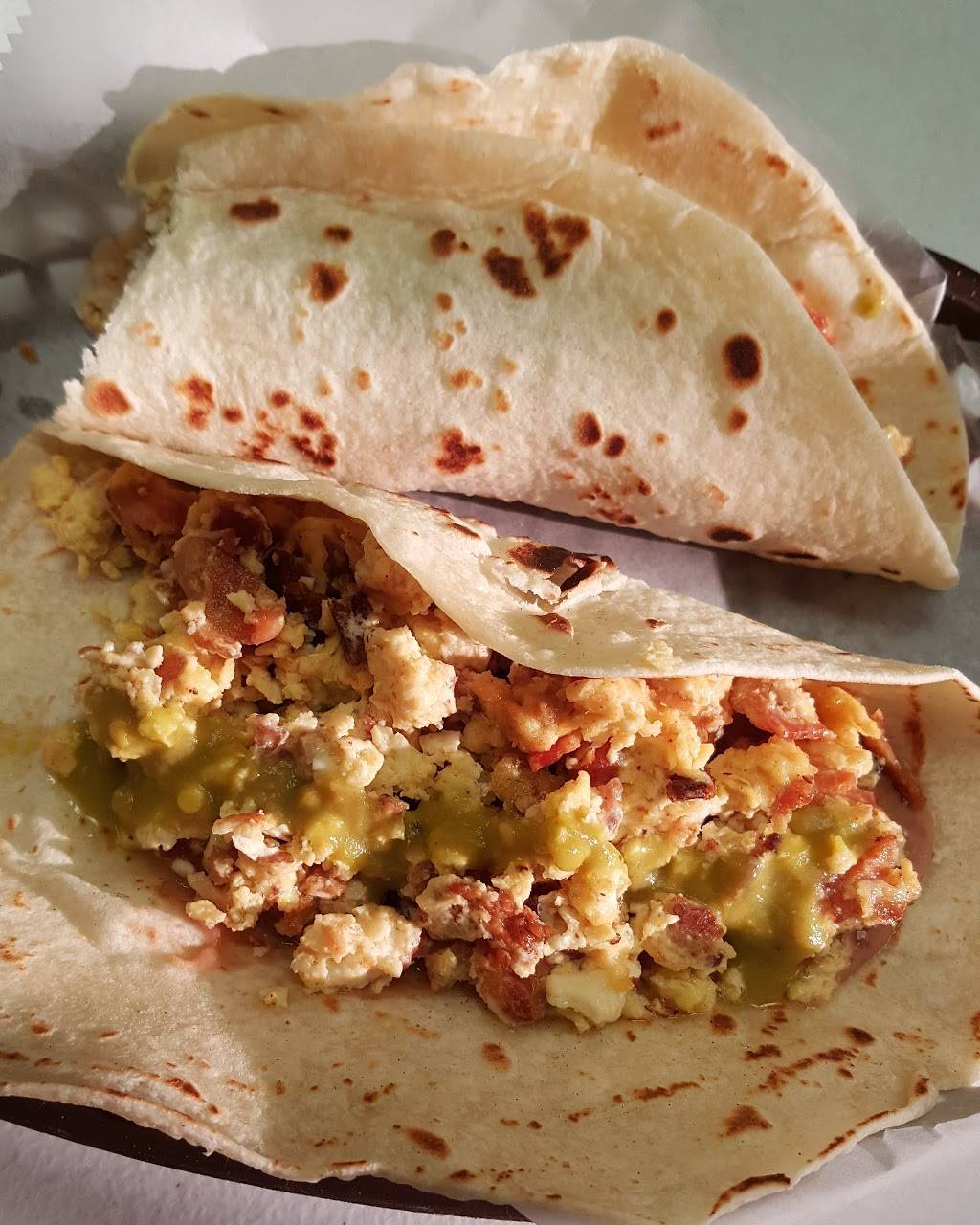 Taqueria Cristobal | restaurant | 2345 Aldine Mail Rte Rd, Houston, TX 77039, USA | 2812273211 OR +1 281-227-3211