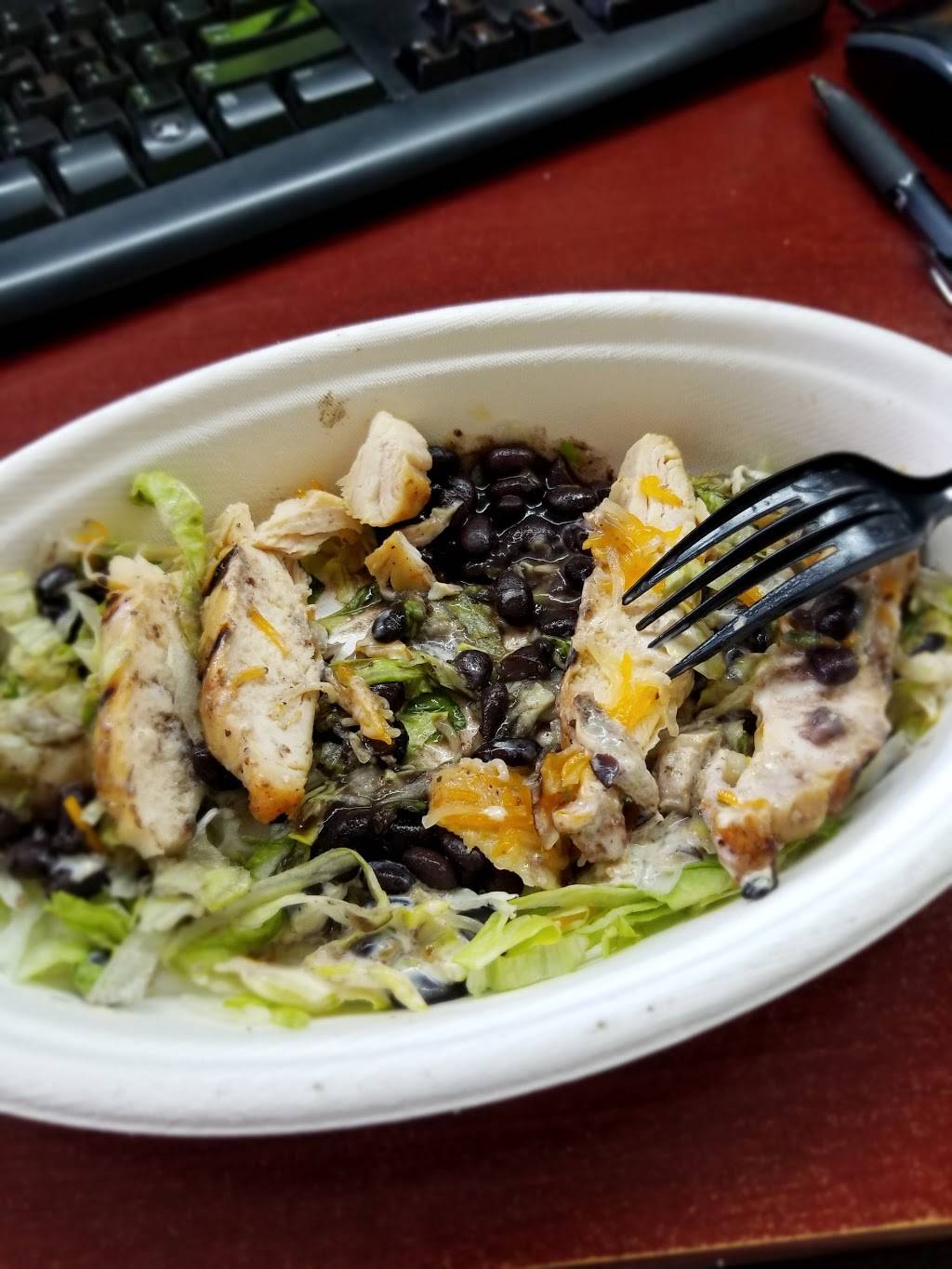 Taco Bueno | restaurant | 6834 Wesley St, Greenville, TX 75402, USA | 9034544620 OR +1 903-454-4620