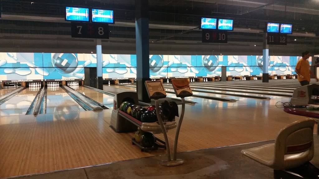 Lanes Trains And Automobiles | restaurant | 450 Butler Dr, Murfreesboro, TN 37127, USA | 6158903999 OR +1 615-890-3999