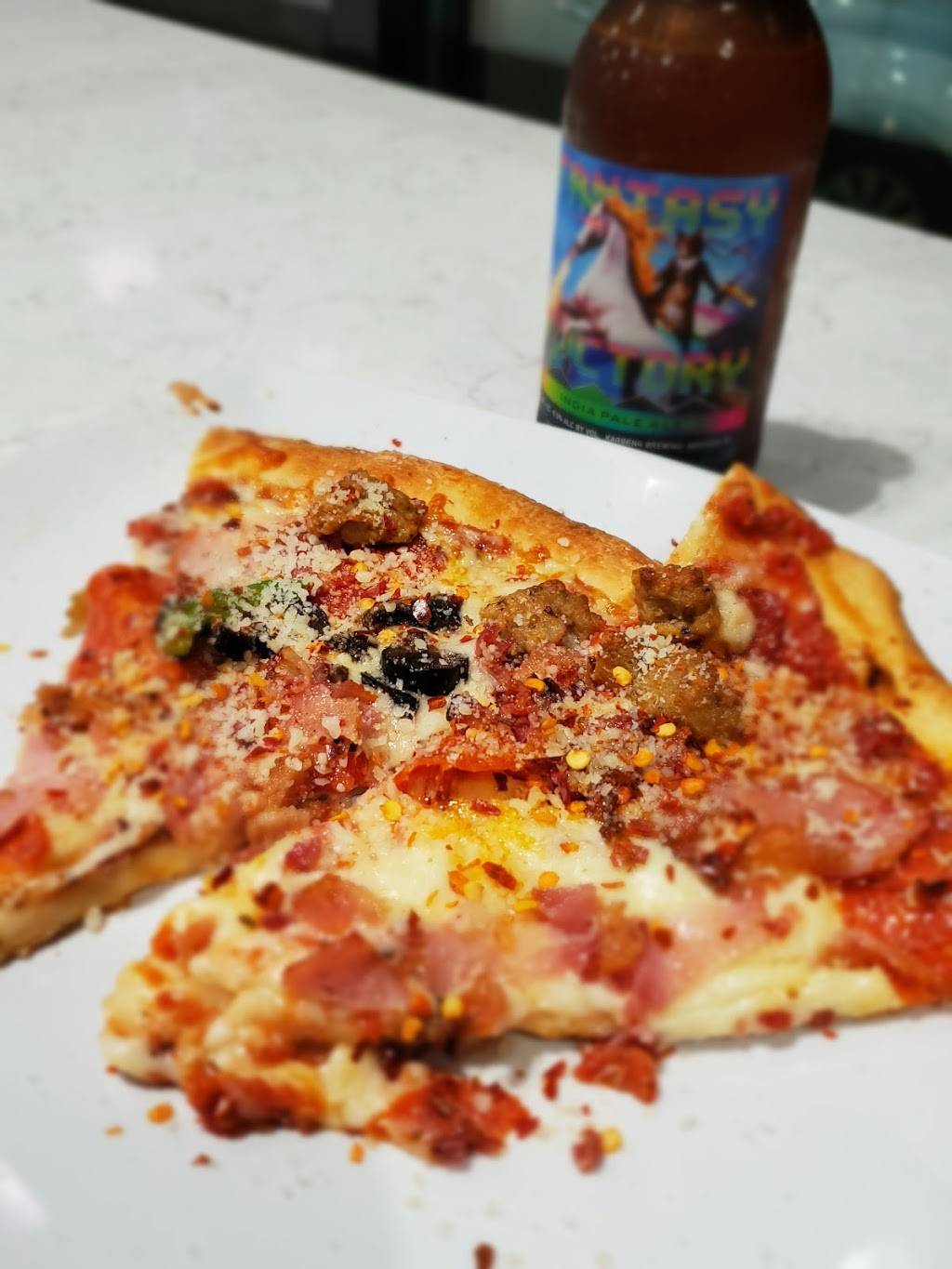 RedBrick Pizza | meal takeaway | 2202 S Kinnickinnic Ave, Milwaukee, WI 53207, USA | 4147633000 OR +1 414-763-3000