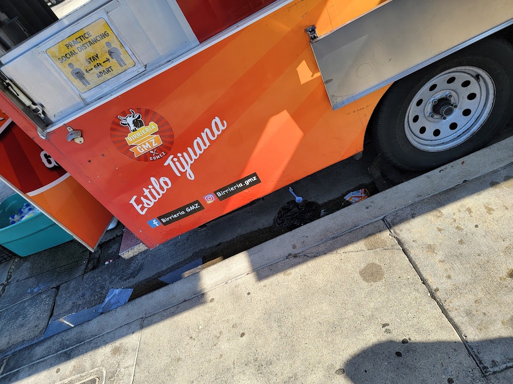 Birrieria GMZ | restaurant | 13439 Crenshaw Blvd, Hawthorne, CA 90250, USA | 4243515644 OR +1 424-351-5644