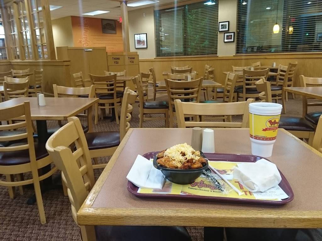 Bojangles Famous Chicken n Biscuits | restaurant | 1196 E Jackson Blvd, Jonesborough, TN 37659, USA | 4237530641 OR +1 423-753-0641