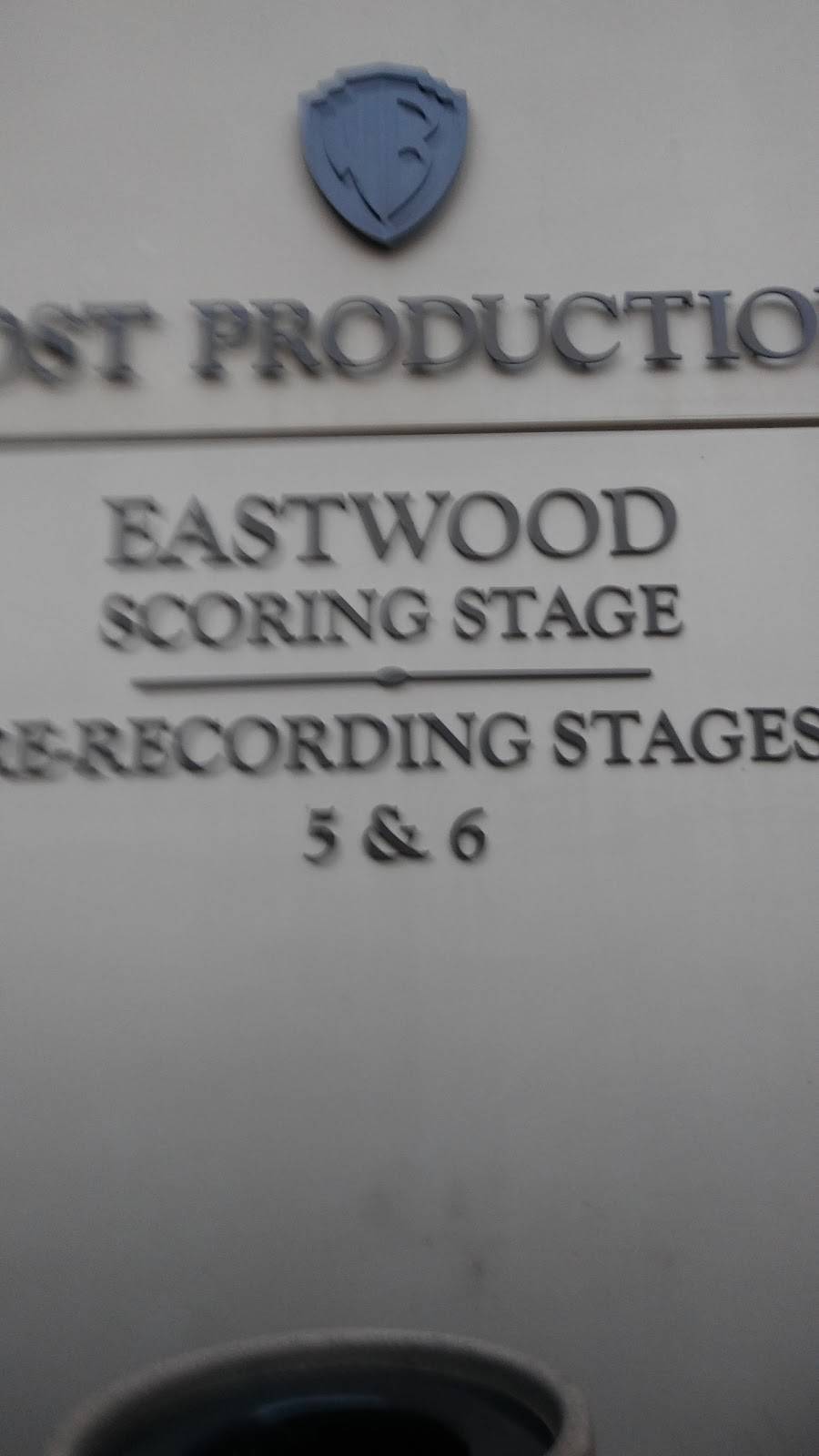 Jamba Juice Warner Brothers | restaurant | 4000 Warner Bros. Blvd.,, Bldg. 3, Burbank, CA 91522, USA | 8189543400 OR +1 818-954-3400