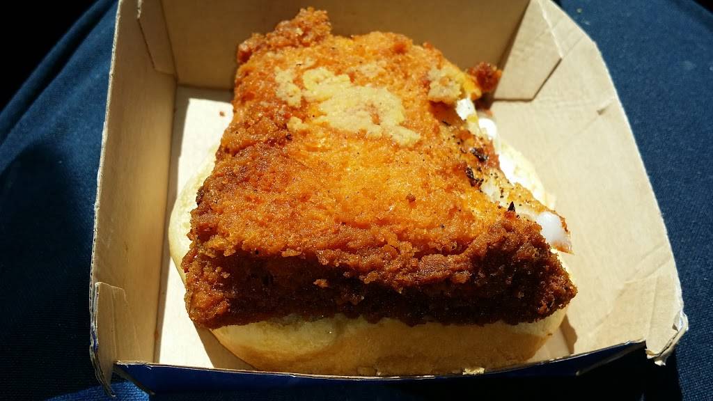 Long John Silvers | restaurant | 5681 Memorial Dr, Stone Mountain, GA 30083, USA | 4042920302 OR +1 404-292-0302