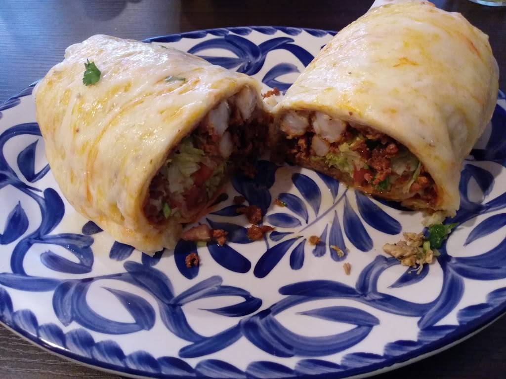 El Garcia Restaurant | restaurant | 7515 N Western Ave, Chicago, IL 60645, USA | 8722087144 OR +1 872-208-7144