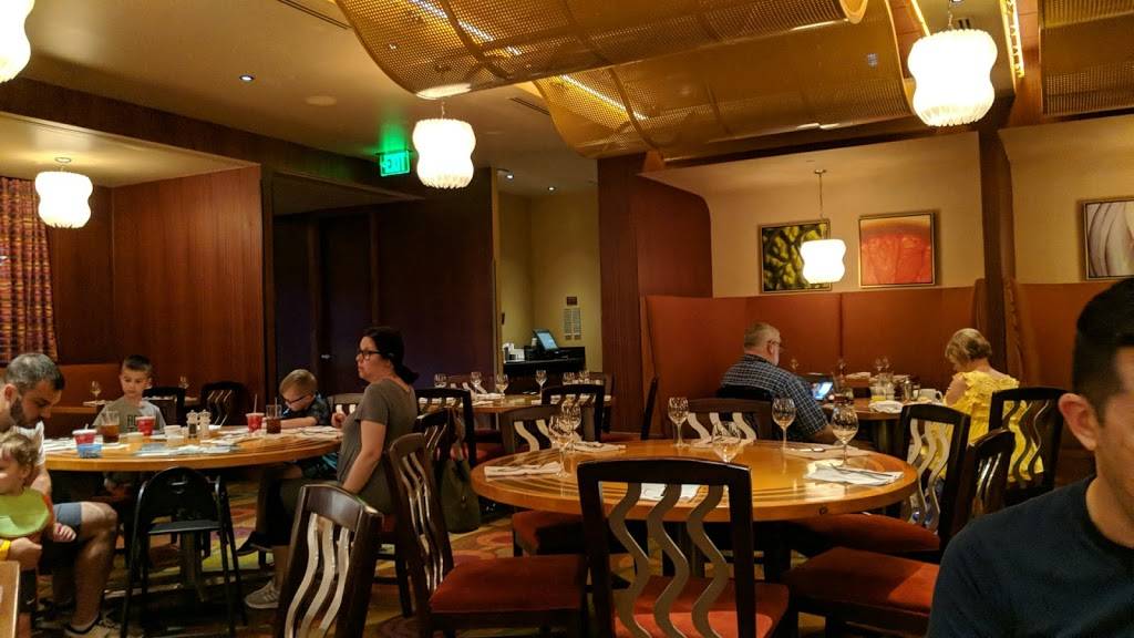 The Wave... of American Flavors | restaurant | 4600 N World Dr, Orlando, FL 32830, USA | 4079393463 OR +1 407-939-3463