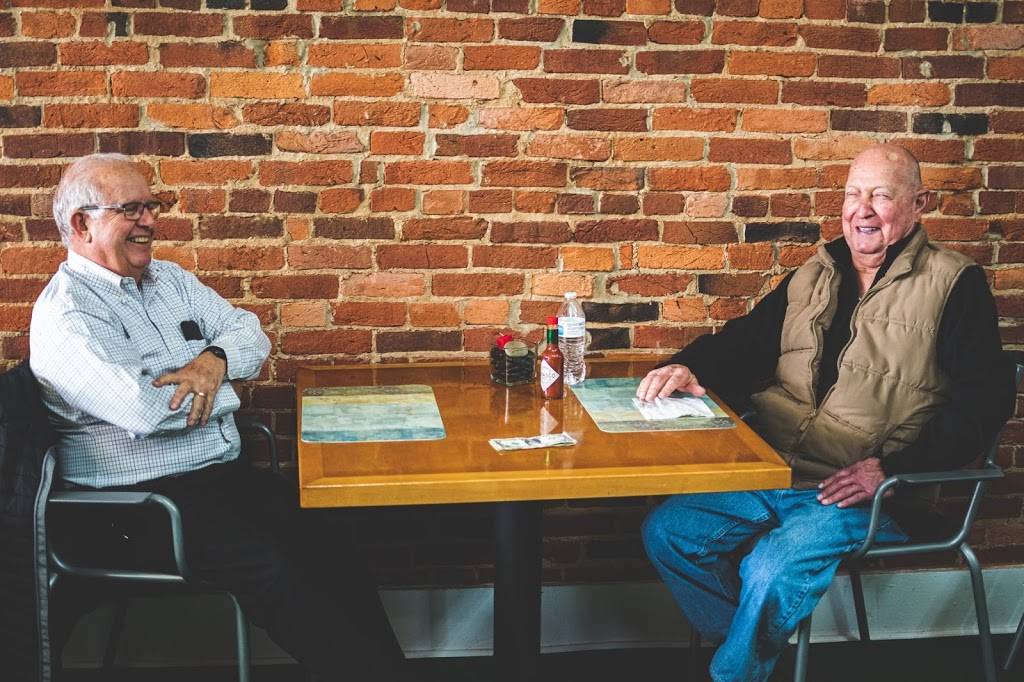 Vicks Bread & Brew | cafe | 333 N Market St, Mt Carmel, IL 62863, USA | 6182631091 OR +1 618-263-1091