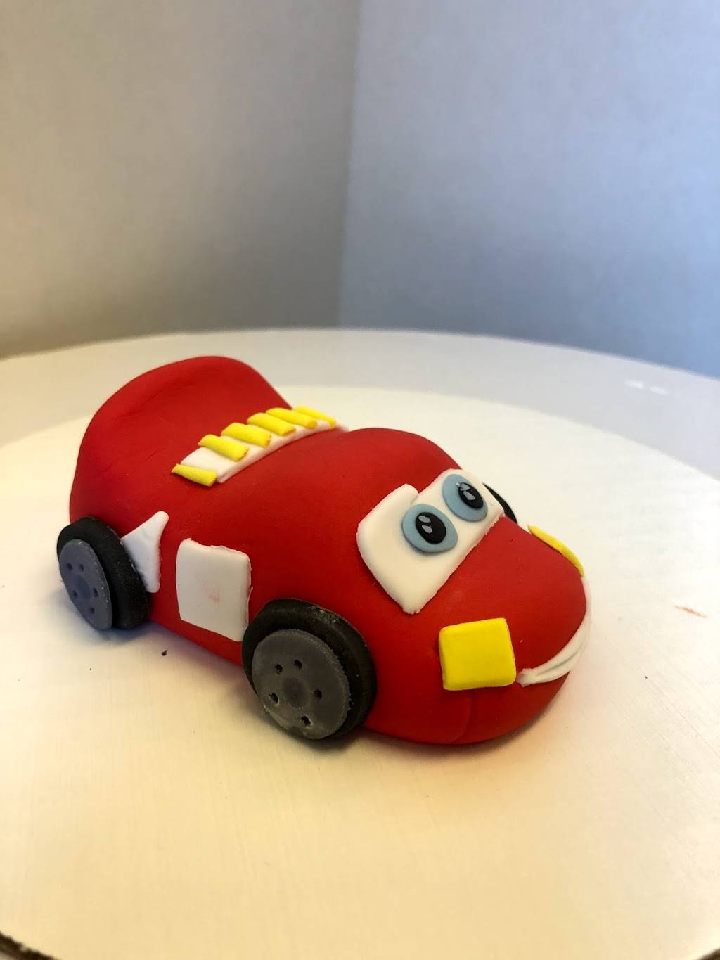 Cupcake Magician | bakery | 54 Monmouth St, Red Bank, NJ 07701, USA | 7325305700 OR +1 732-530-5700