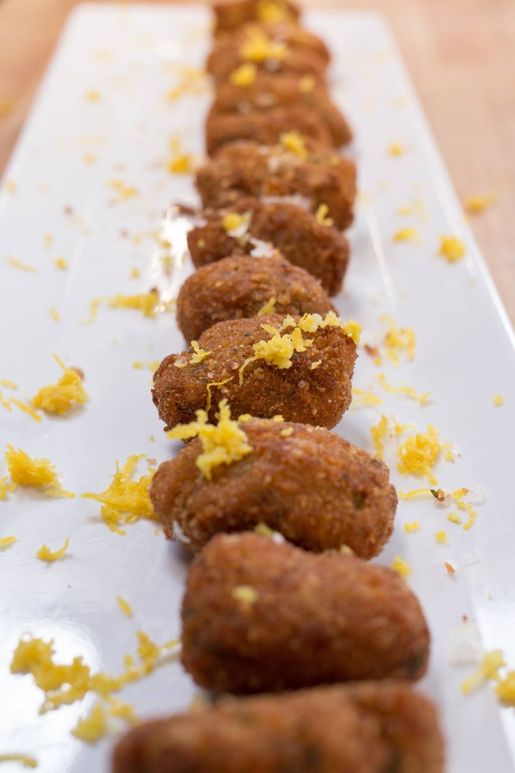 Che Buono | restaurant | 1100 Richards Blvd, Sacramento, CA 95811, USA | 9164306663 OR +1 916-430-6663