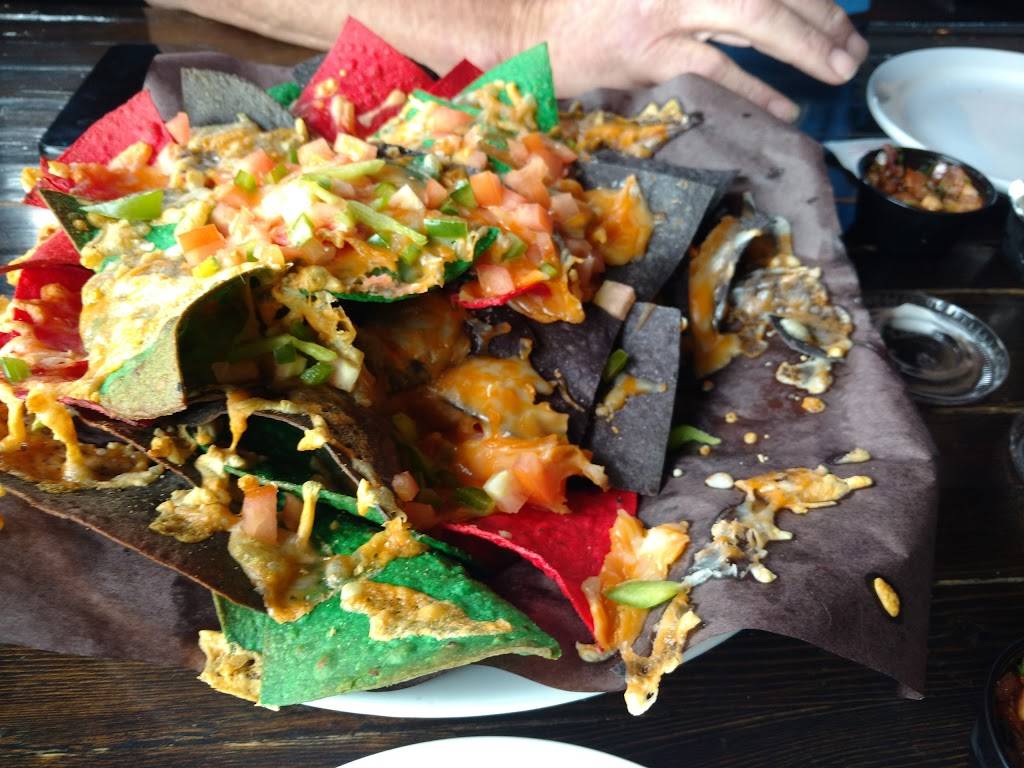 The Rad Brothers Sports Bar and Tap House | restaurant | 550 Ontario St S, Milton, ON L9T 5E4, Canada | 9058751119 OR +1 905-875-1119