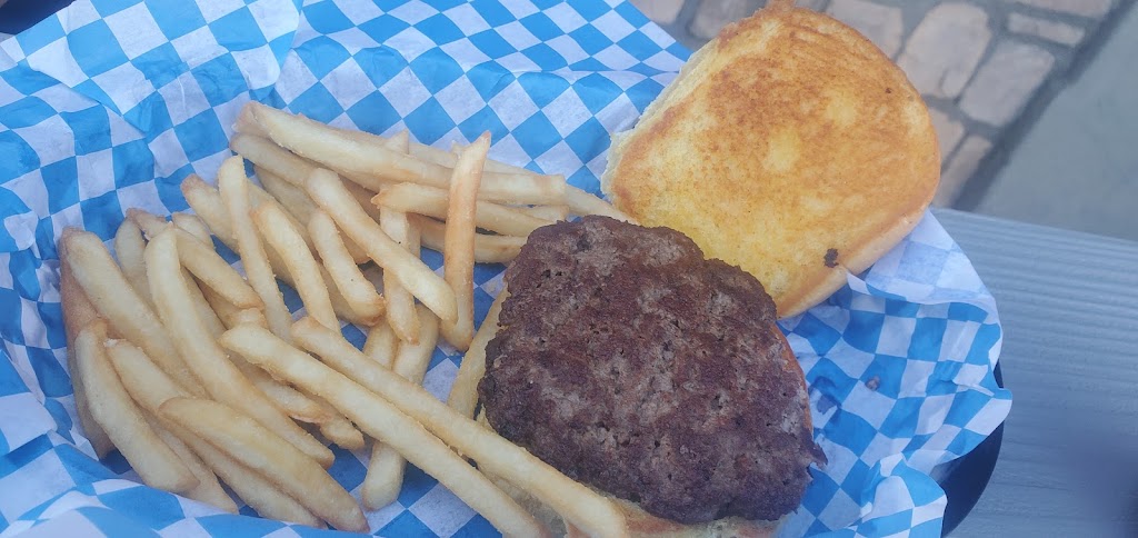 Whomp Burger & Brew | restaurant | 1774 Sunset Cliffs Blvd, San Diego, CA 92107, USA | 6192305313 OR +1 619-230-5313