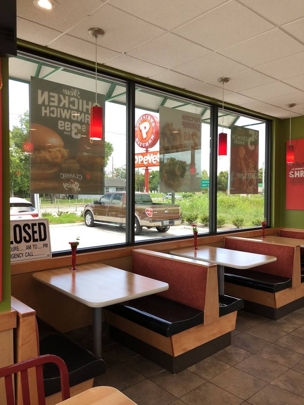 Popeyes Louisiana Kitchen | restaurant | 2420 Scott St, Houston, TX 77004, USA | 7136550660 OR +1 713-655-0660