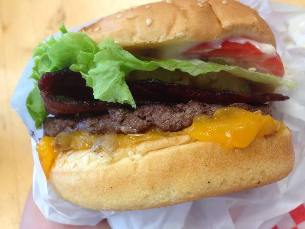 A Burger Place | restaurant | 11601 Harbour Pointe Blvd, Mukilteo, WA 98275, USA | 4254930593 OR +1 425-493-0593