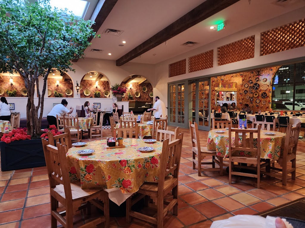 Los Tios | restaurant | 5192 Buffalo Speedway, West University Place, TX 77005, USA | 7134327131 OR +1 713-432-7131