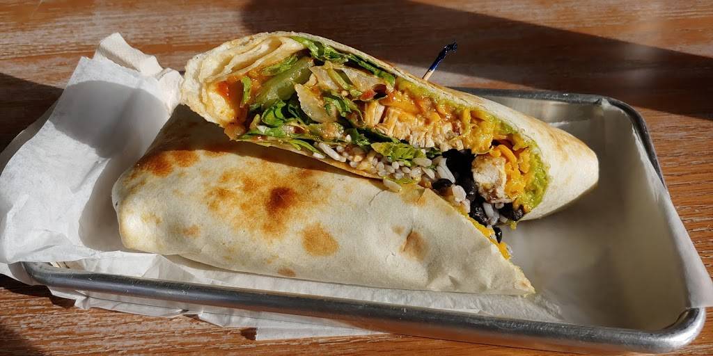 Tropical Smoothie Cafe | restaurant | 9222 Potranco Rd #104, San Antonio, TX 78251, USA | 2104550344 OR +1 210-455-0344