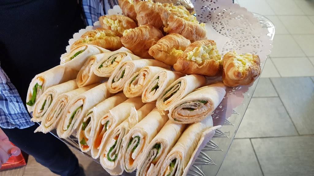 The Hungry Olive / Select Service Catering | restaurant | 35 Cherry Blossom Rd, Cambridge, ON N3H 4R7, Canada | 5196504777 OR +1 519-650-4777