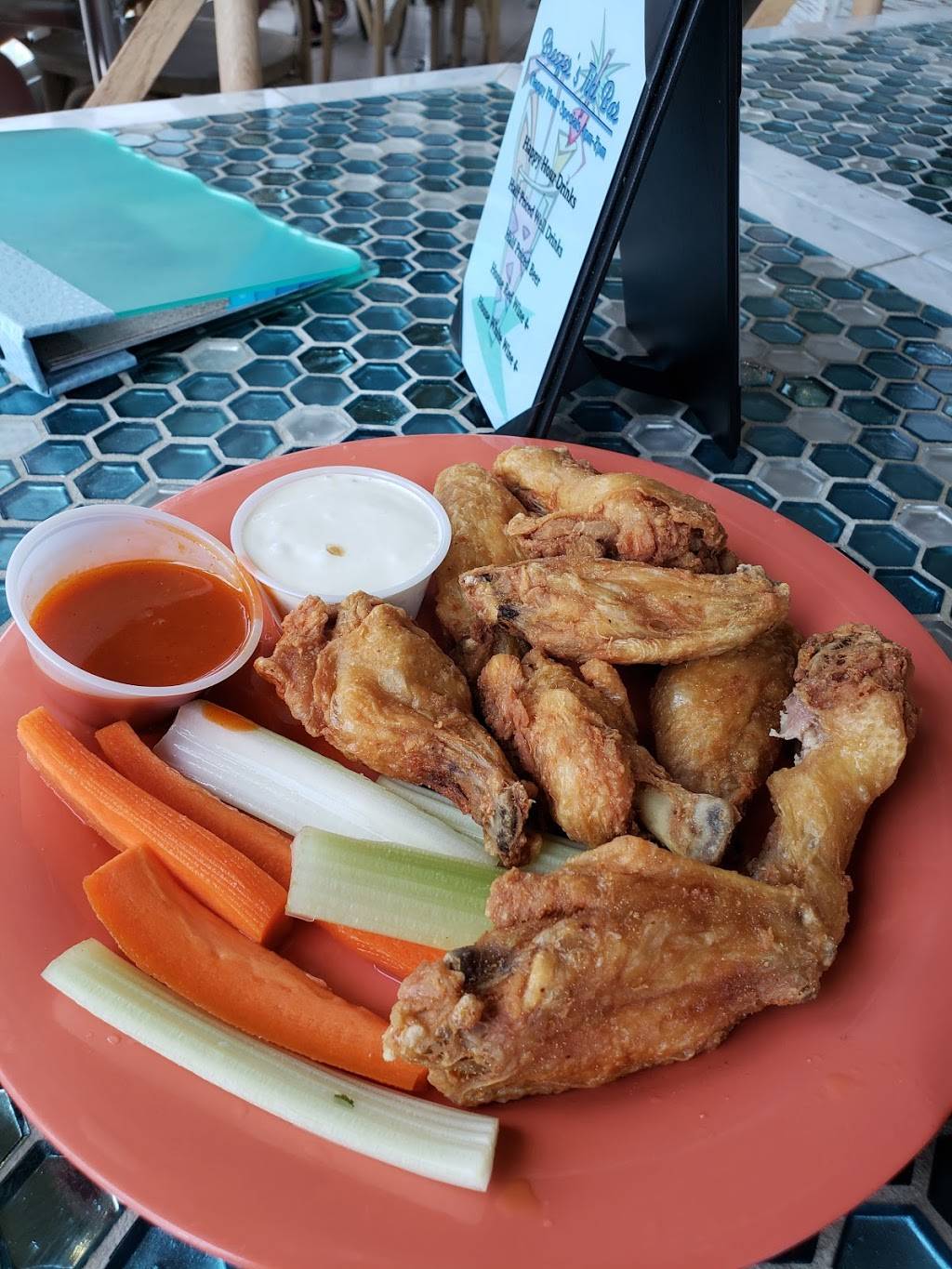 Breezers Tiki Bar | restaurant | 103800 Overseas Highway, MM 103.8, Key Largo, FL 33037, USA | 3054530000 OR +1 305-453-0000