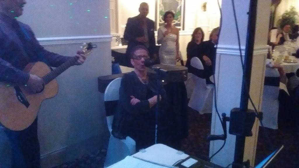 Club Monarch | restaurant | 16 Erie St, Yorkville, NY 13495, USA | 3157369359 OR +1 315-736-9359