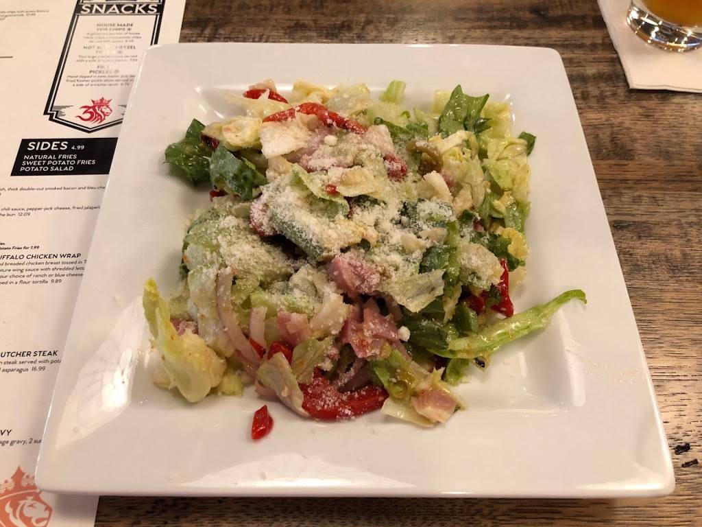 Wingtips Lounge | restaurant | St.Louis Lambert International Airport, St. Louis, MO 63145, USA | 3143000689 OR +1 314-300-0689