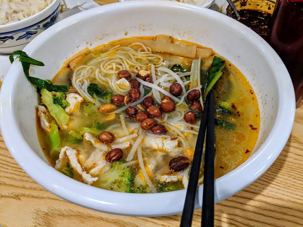 Wens Yunnan noodle and Ramen 过桥米线 | restaurant | 247 Newbury St, Boston, MA 02116, USA | 6172626688 OR +1 617-262-6688