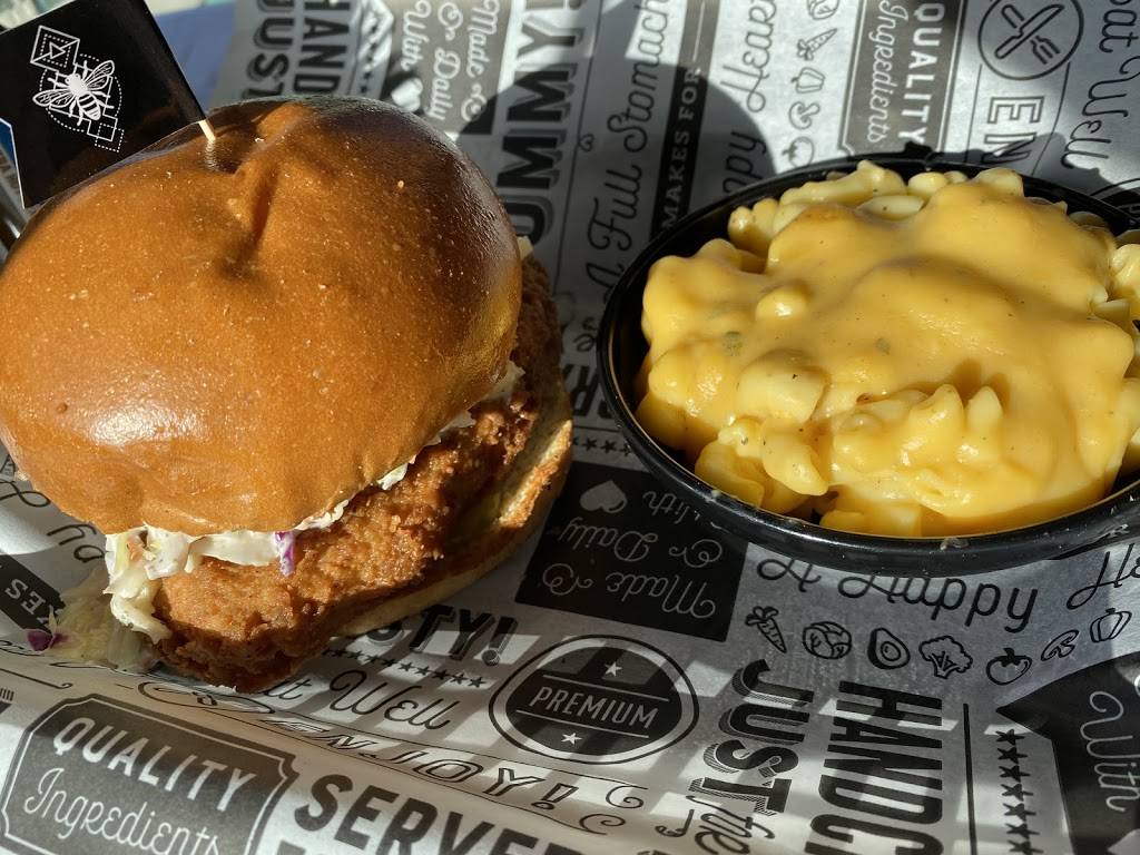 The Bumbling Bee Vegan Junk Food Bar | restaurant | 1100 28th St Unit 200, Boulder, CO 80303, USA | 3033539199 OR +1 303-353-9199