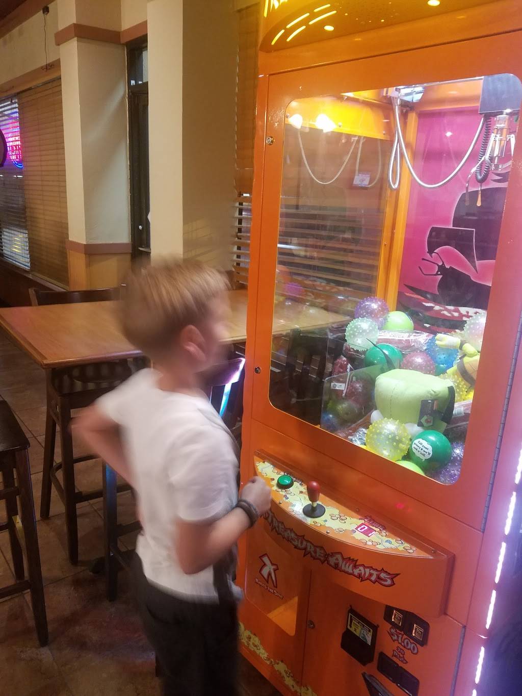 Mazzios | meal delivery | 1097 Cornwell Dr, Yukon, OK 73099, USA | 4053548263 OR +1 405-354-8263