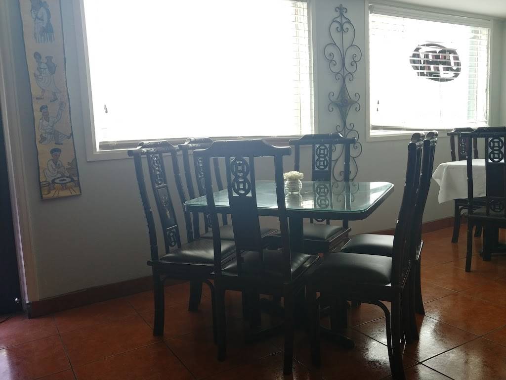 Meskerem Restaurant | restaurant | 1121 S Peoria St, Aurora, CO 80012, USA | 3033691569 OR +1 303-369-1569