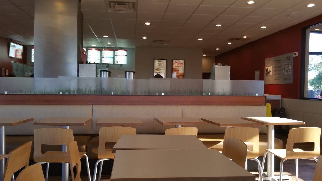 Wendys | restaurant | 1154 Malabar Rd SE, Palm Bay, FL 32907, USA | 3219845225 OR +1 321-984-5225