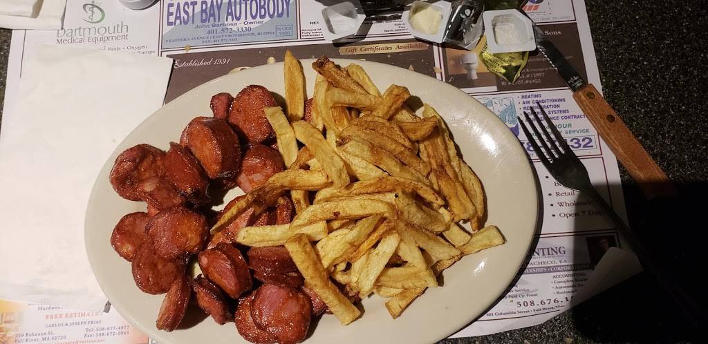 O Gil’s Restaurant and Bar | night club | 915 County St, Fall River, MA 02723, USA | 5086737250 OR +1 508-673-7250