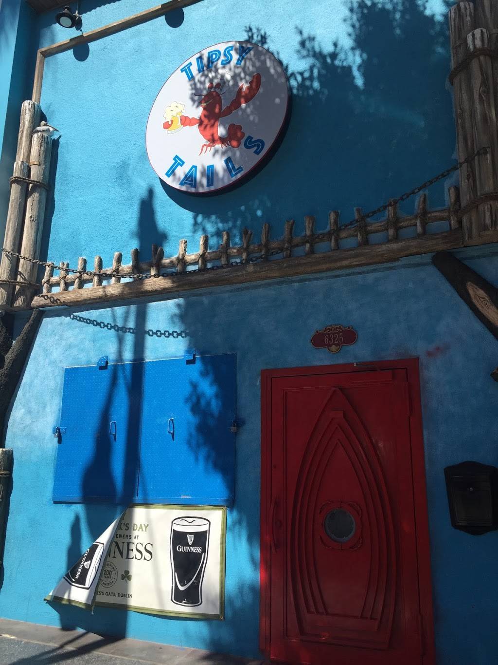 Tipsy tails | restaurant | 6325 Hollywood Blvd, Los Angeles, CA 90028, USA | 3236457992 OR +1 323-645-7992