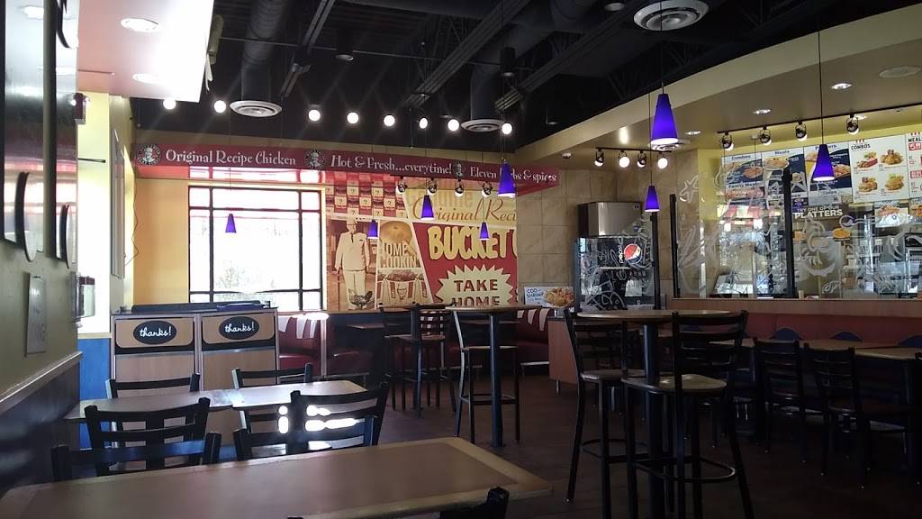 Long John Silvers | restaurant | 606 Broadhollow Rd, Melville, NY 11747, USA | 6312933496 OR +1 631-293-3496