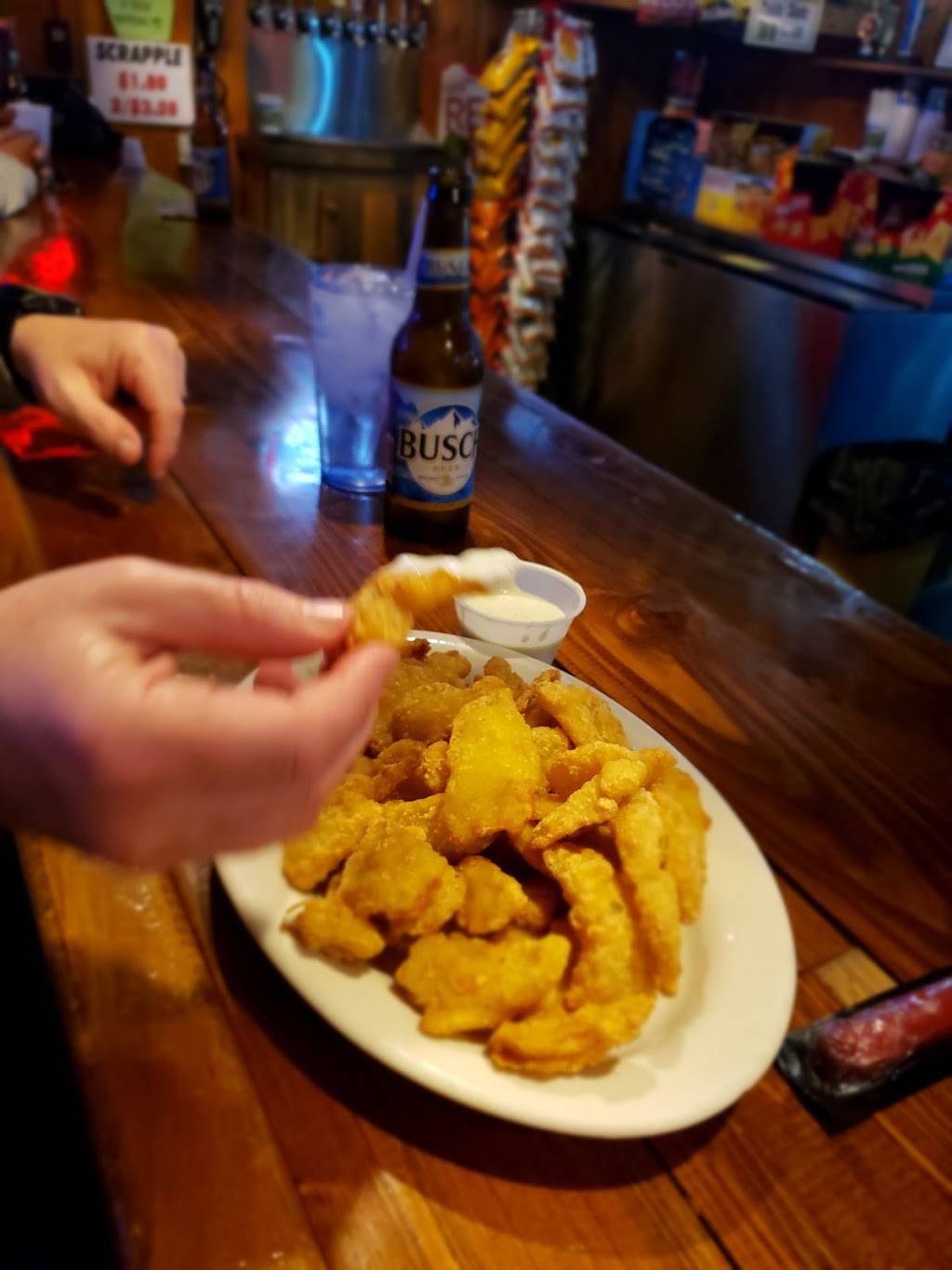 Boomerangs Bar & Grille Inc | restaurant | 17705 Old Turnpike Road, Millmont, PA 17845, USA | 5709221232 OR +1 570-922-1232