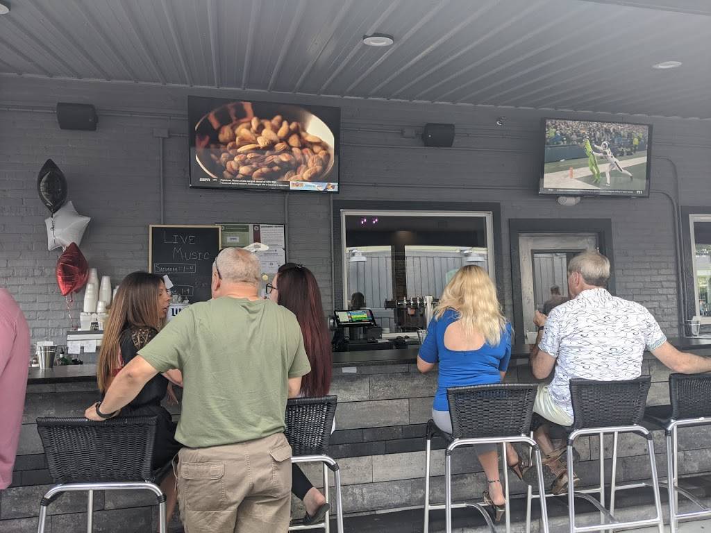 One Twenty Live | restaurant | 120 W Bartlett Ave, Bartlett, IL 60103, USA | 6308558349 OR +1 630-855-8349