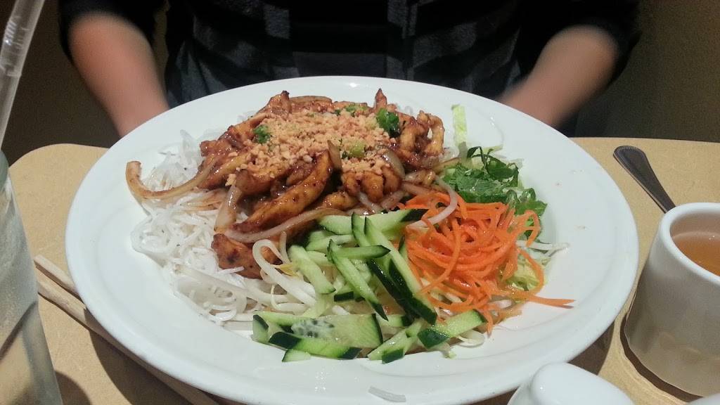 Le Soleil Vietnamese | restaurant | 1515 E 14th St, San Leandro, CA 94577, USA | 5106140122 OR +1 510-614-0122