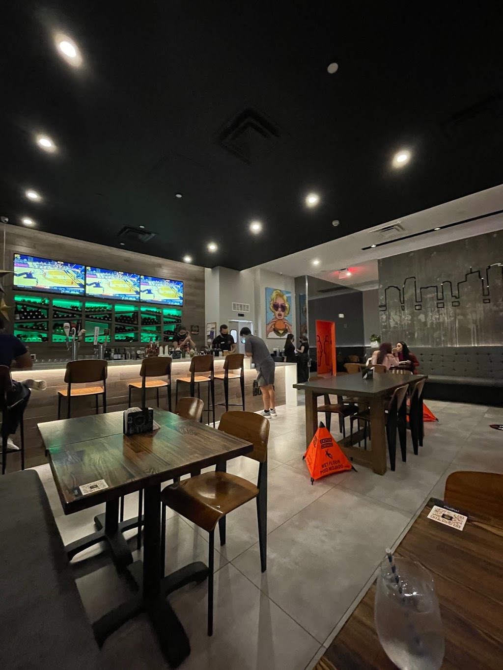 IBurger | restaurant | 275 NE 18th St # Cu-2, Miami, FL 33132, USA | 7863601240 OR +1 786-360-1240