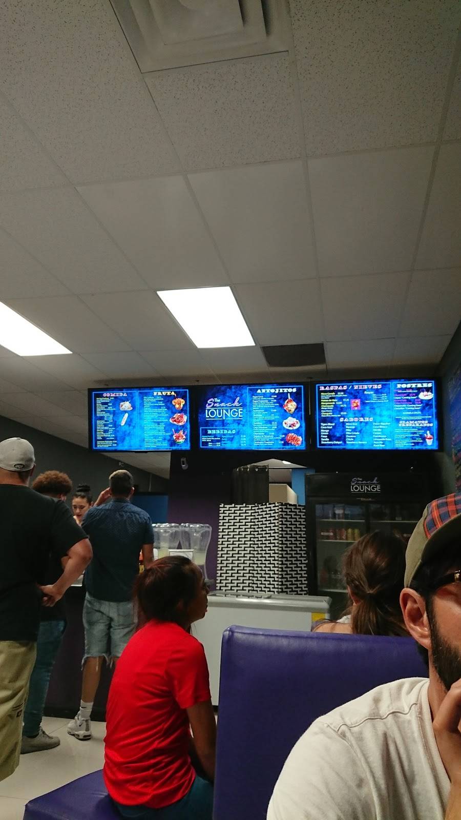 The Snack Lounge | restaurant | 3330 Saul Kleinfeld Dr, El Paso, TX 79936, USA | 9155036354 OR +1 915-503-6354