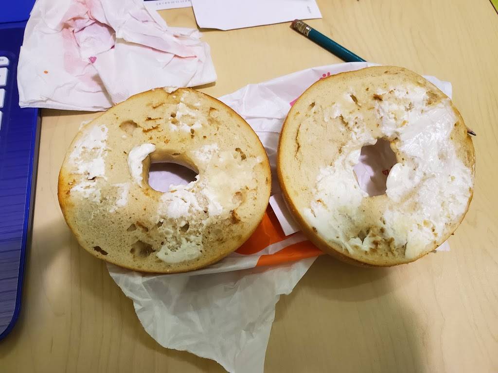 Dunkin | bakery | 12930 SW 120th St, Miami, FL 33186, USA | 3052333578 OR +1 305-233-3578