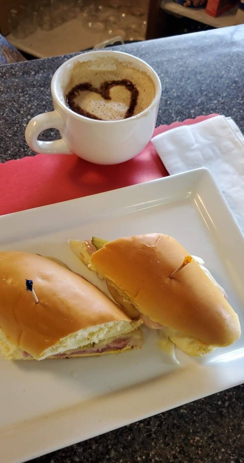 Cafe Taberna | restaurant | 7939 W 28th Ave, Hialeah, FL 33016, USA | 7863345656 OR +1 786-334-5656