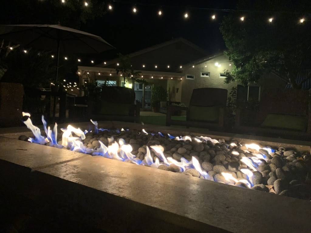 Foxy pizzeria | restaurant | 7822 E Downing St, Mesa, AZ 85207, USA | 6024321303 OR +1 602-432-1303