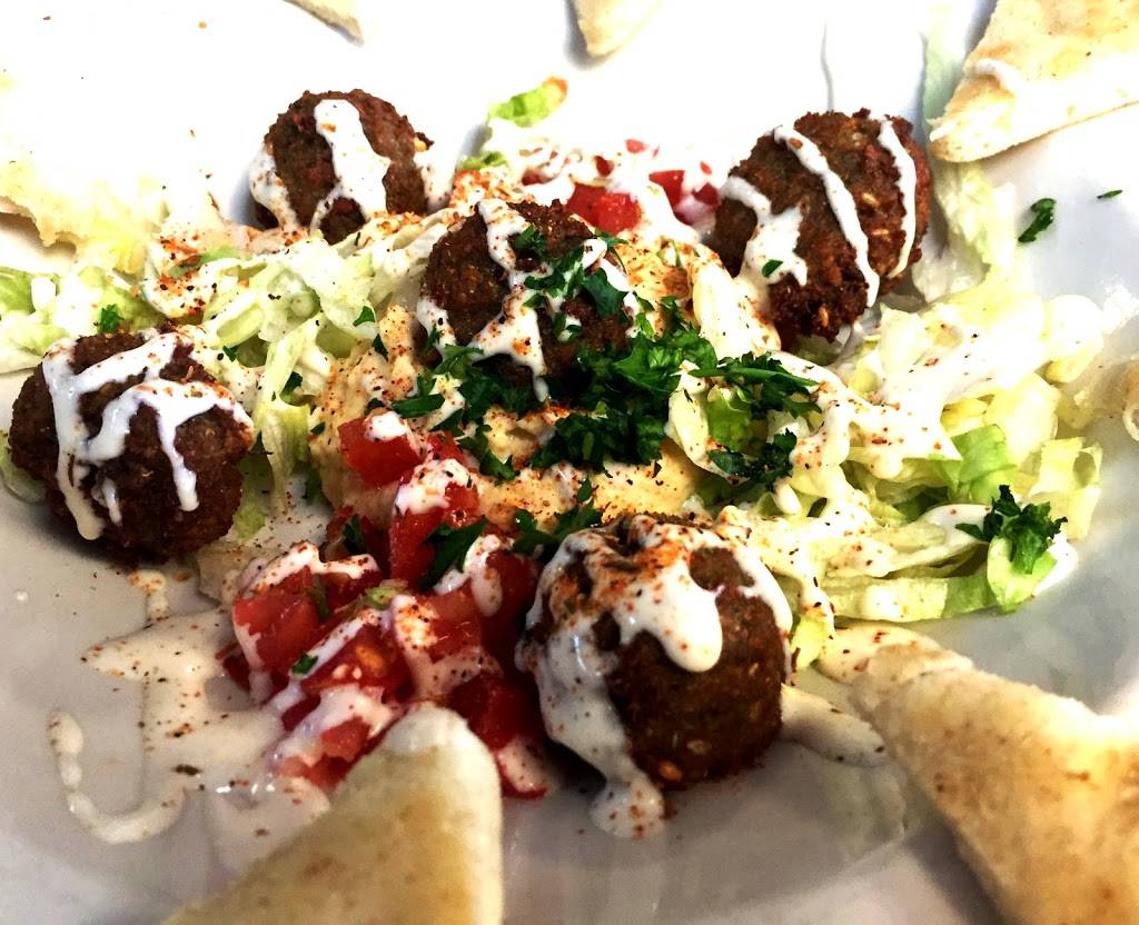 Olympia Cafe | restaurant | 5 E River St, Savannah, GA 31401, USA | 9122333131 OR +1 912-233-3131