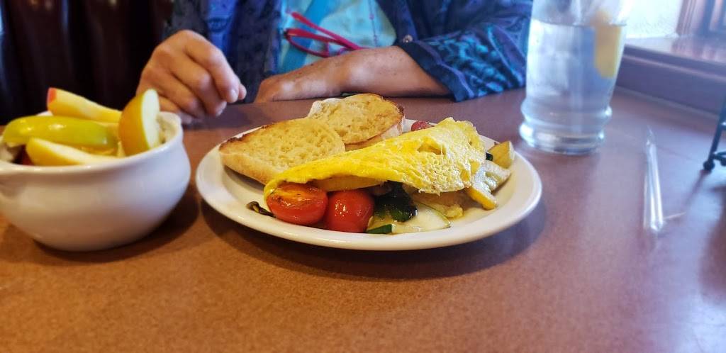 Dennys | restaurant | 839 N Watson Rd, Arlington, TX 76011, USA | 8176406050 OR +1 817-640-6050