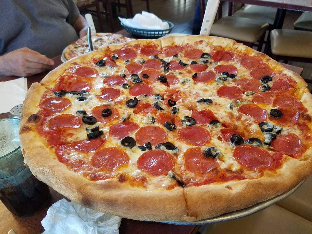 Little Joeys Italian Restaurant | restaurant | 16840 US-441 #401, Summerfield, FL 34491, USA | 3523471800 OR +1 352-347-1800