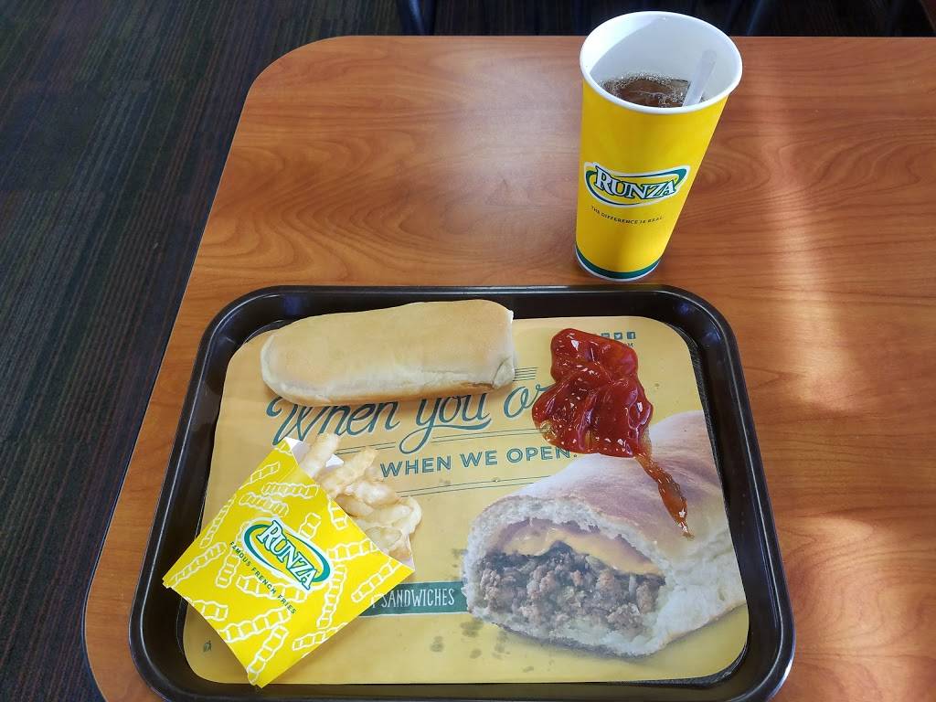 Runza Restaurant | restaurant | 329 W David Dr, York, NE 68467, USA | 4023620074 OR +1 402-362-0074